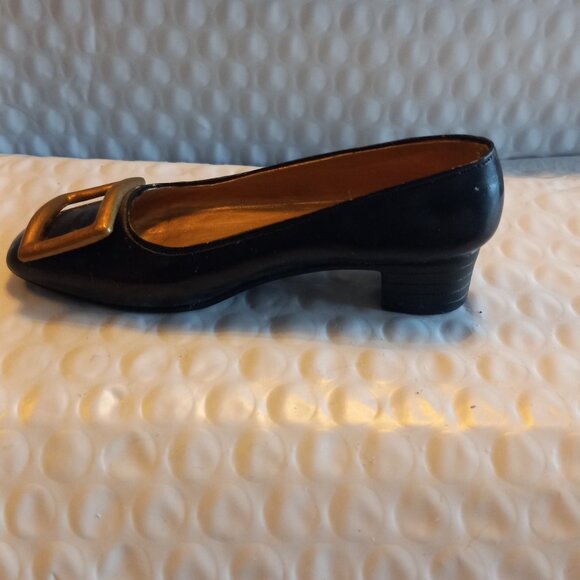 Just The Right Shoe  By Raine Patently Perfect  Mini Figurine 25046 - Picture 2 of 9